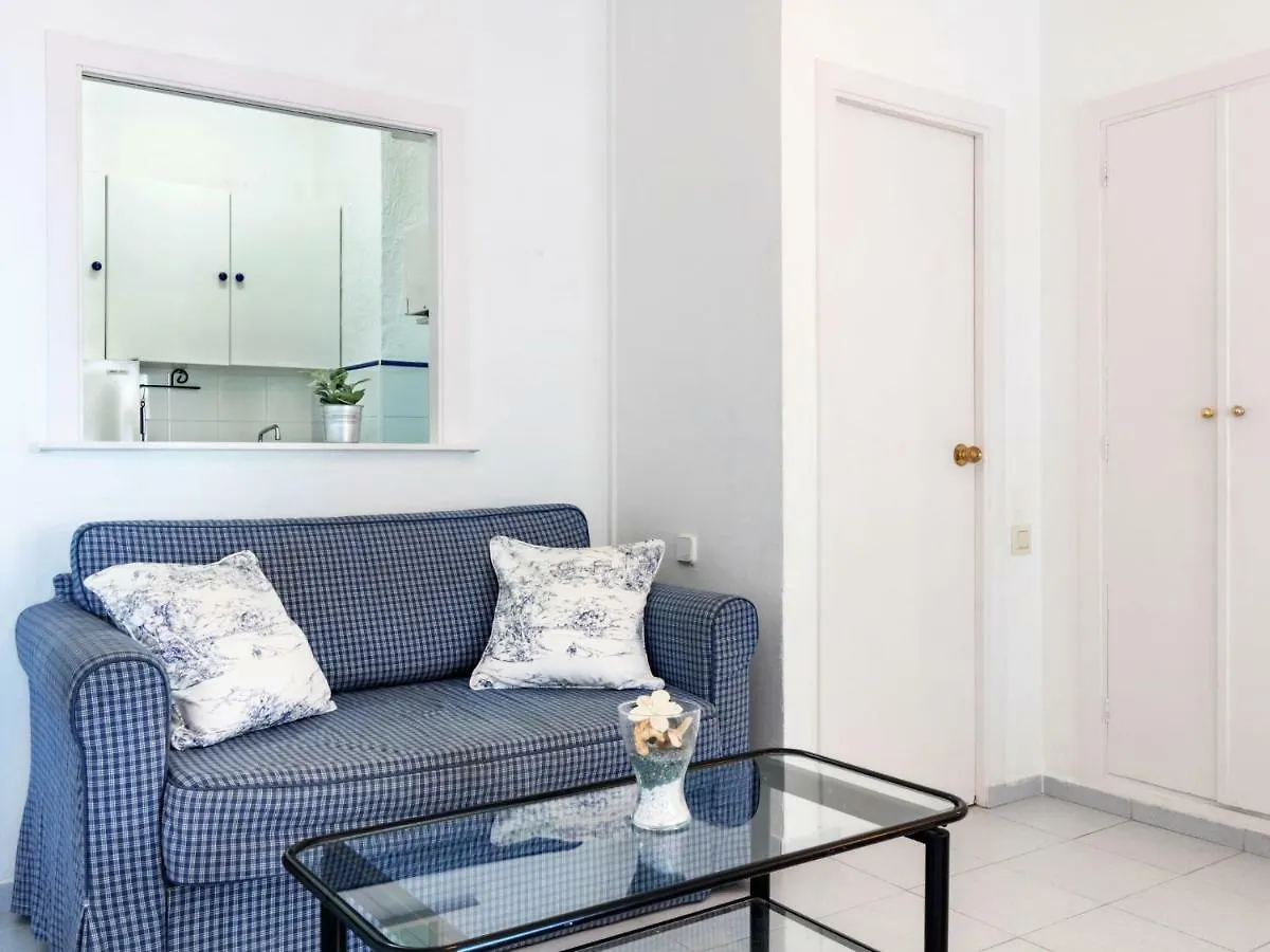 Apartment Neptune By Interhome 托雷莫利诺斯